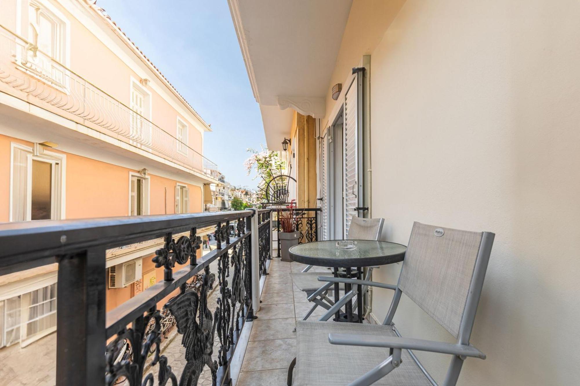 Beautiful City Center Apartments Città di Zante Esterno foto