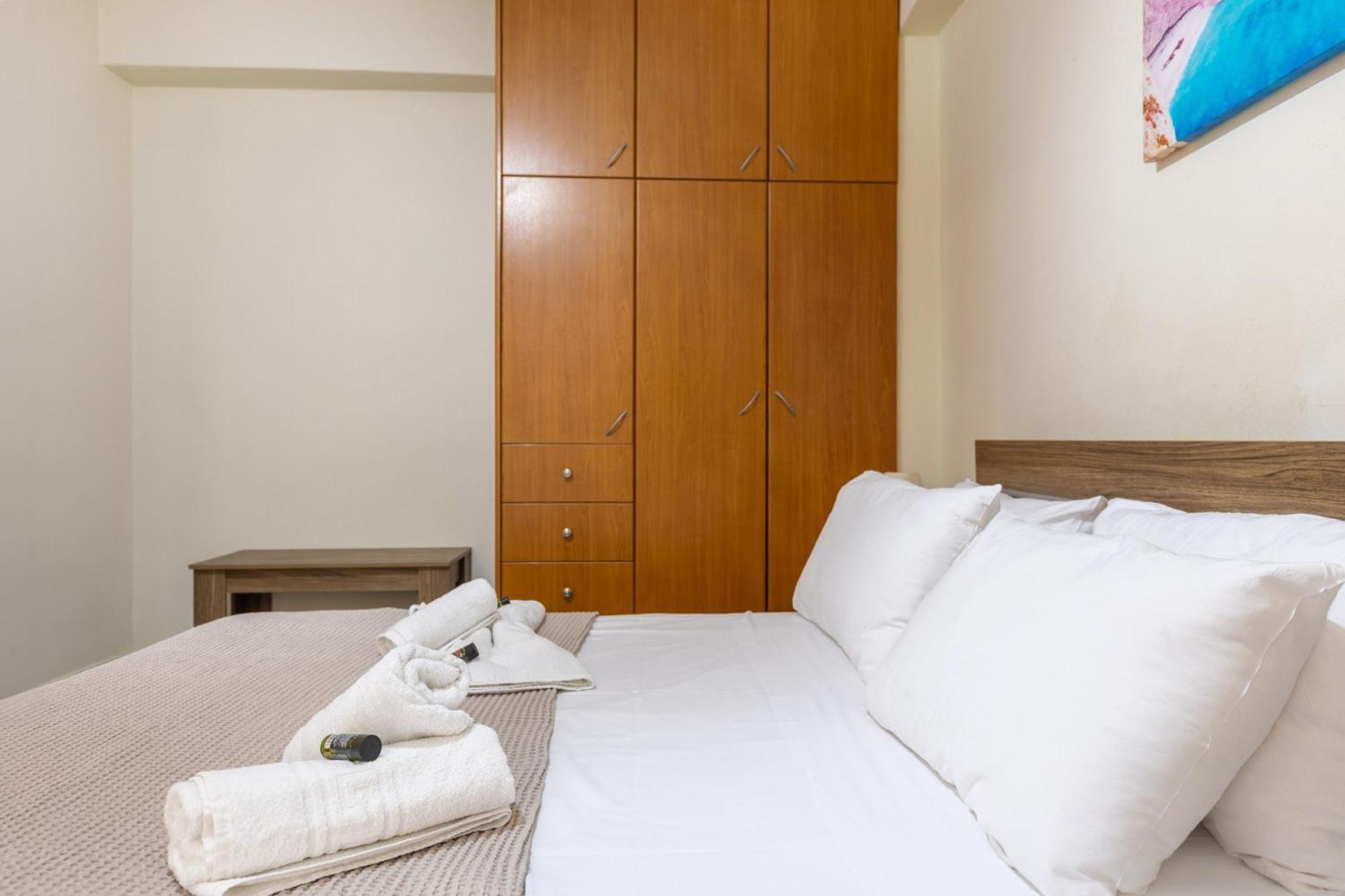 Beautiful City Center Apartments Città di Zante Esterno foto