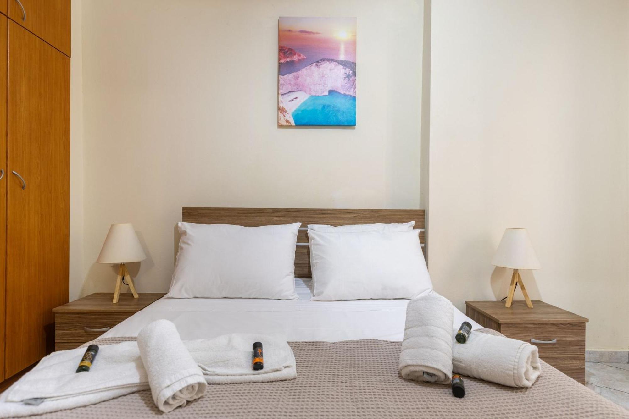 Beautiful City Center Apartments Città di Zante Esterno foto